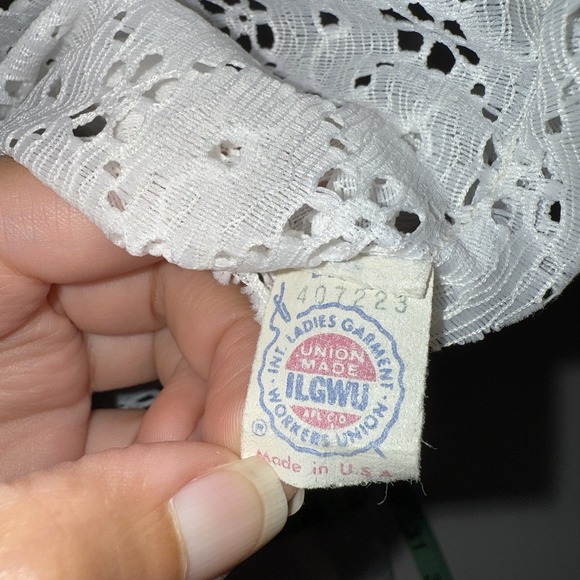 Women's VTG 70s Victorian Style Coquette White Ruffled Sheer Lace Blouse Large - Picture 9 of 11